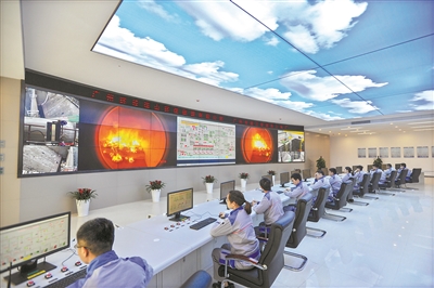 第三資源熱力電廠總控室。