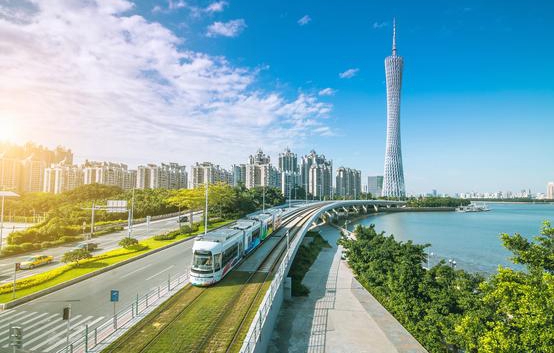 市人大代表建議關(guān)注教育、養(yǎng)老