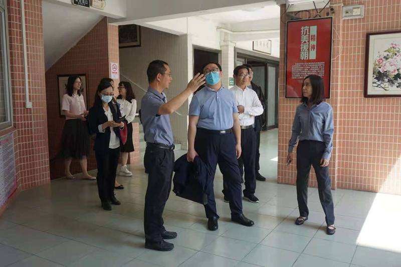 4月21日實地評價廣州市白云區(qū)景泰中學.jpg