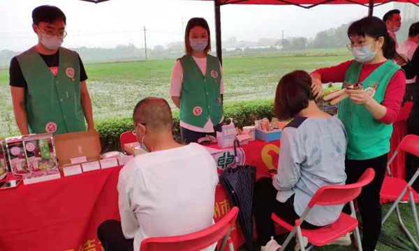 圖4.義診現(xiàn)場.jpg