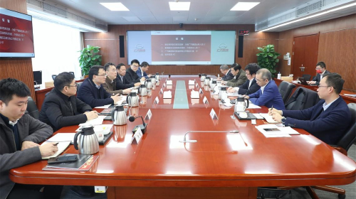 市工信局中小企業(yè)局局長葉華東、市國資委副主任曾濤帶隊(duì)到廣汽集團(tuán)開展調(diào)研服務(wù)_副本.jpg