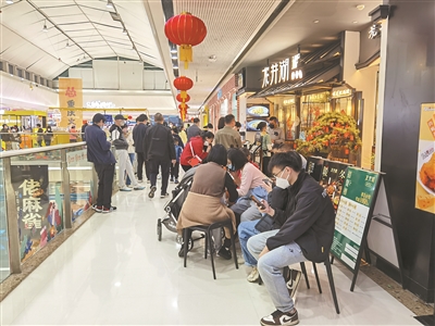 大年初二“開年飯”：不同的滋味 同樣的喜樂