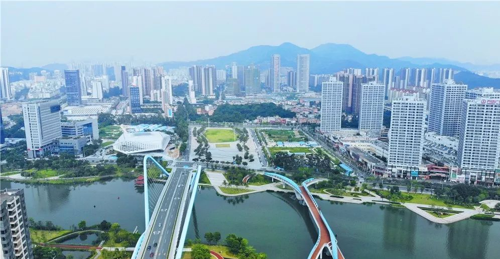 廣東省廣州南沙建設(shè)發(fā)展工作委員會全體會議和主任會議召開