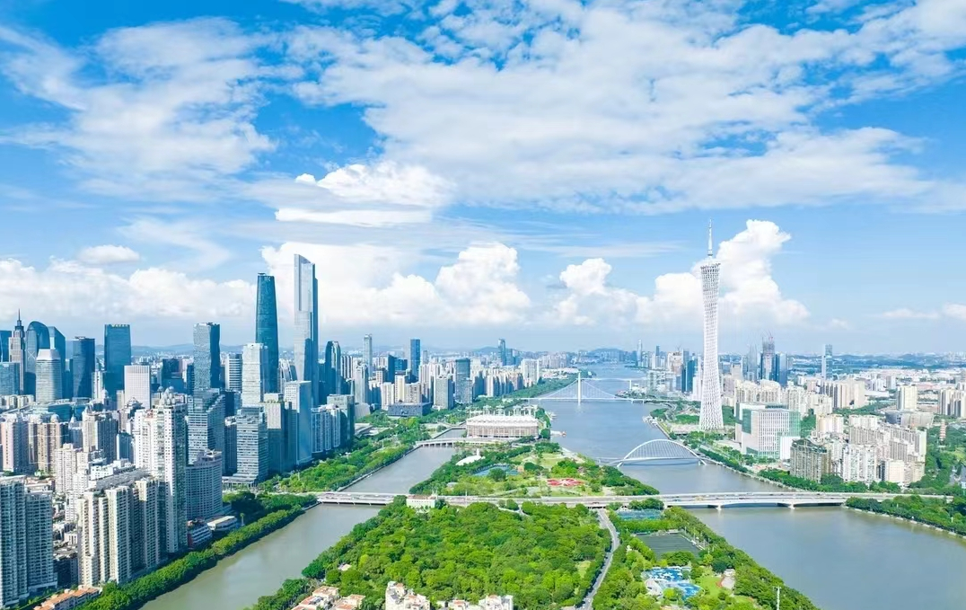 廣州市委常委會召開會議