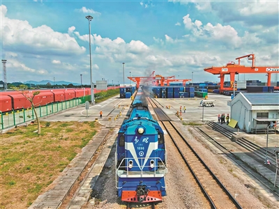 廣州國(guó)際港成中歐班列廣州集結(jié)中心主樞紐