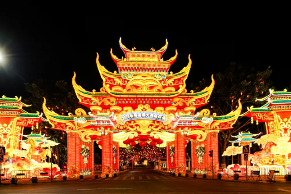 人民日報：亮燈！來南沙赴一場跨越千年、灣區(qū)同心的光影之約