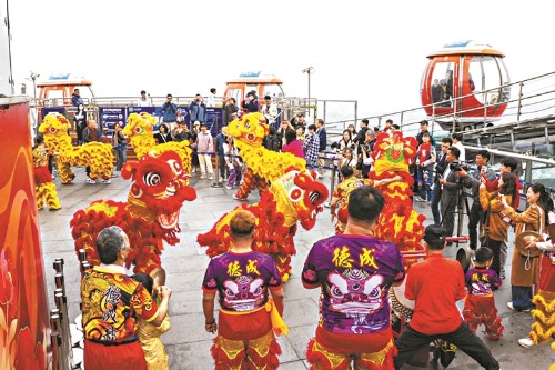 福利加“馬” 人氣爆棚 廣貨熱銷(xiāo)